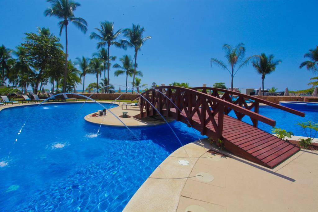 The Palms Ocean Club Resort 자코 객실 사진