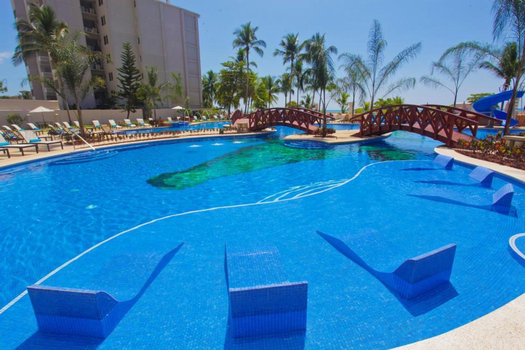 The Palms Ocean Club Resort 자코 객실 사진